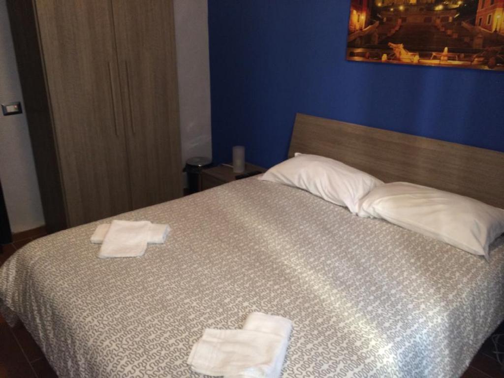 Central Palace Colosseum Bed & Breakfast *
